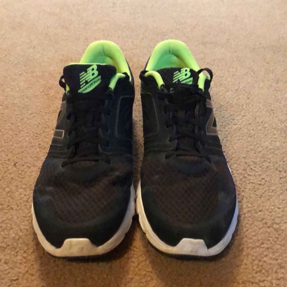 New balance comfort aide sneakers